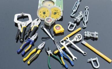 五金工具市场分析 驱动通讯设备行业发展的关键力量